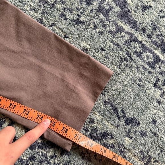 Chico’s Women’s Dried Mushroom Brigitte™ Slim Full-Length Trouser Pants Size 8R - Picture 10 of 15